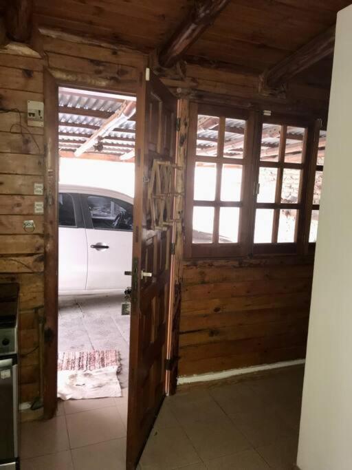 Pequena Casa De Troncos, Detras De Casa Principal No Trabajo Con Tarjeta De Credito Puerto Madryn Buitenkant foto